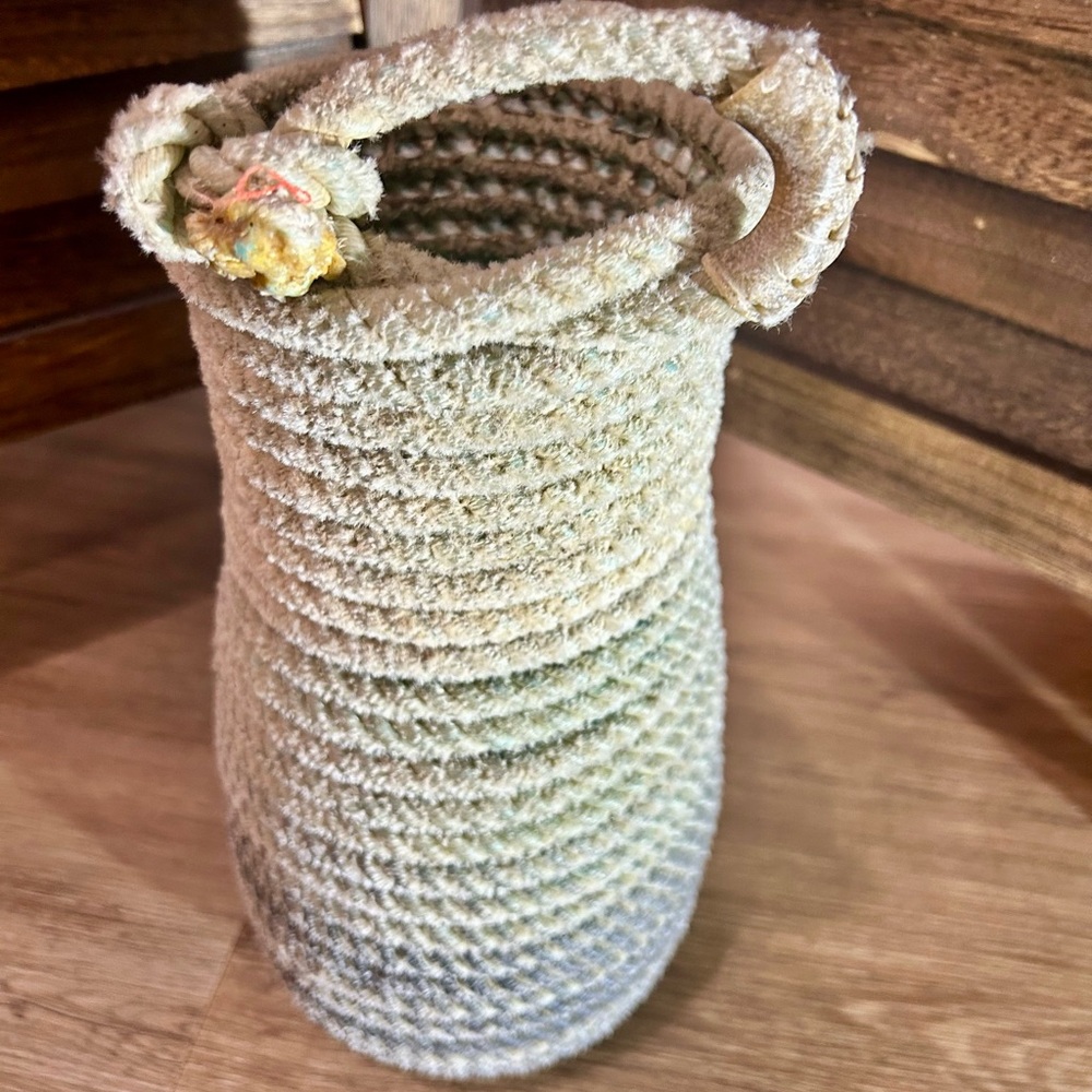 Handwoven Lasso Western Rope Basket Southwestern Cowboy Lariat Vase 5x10” Decor - Picture 5 of 6